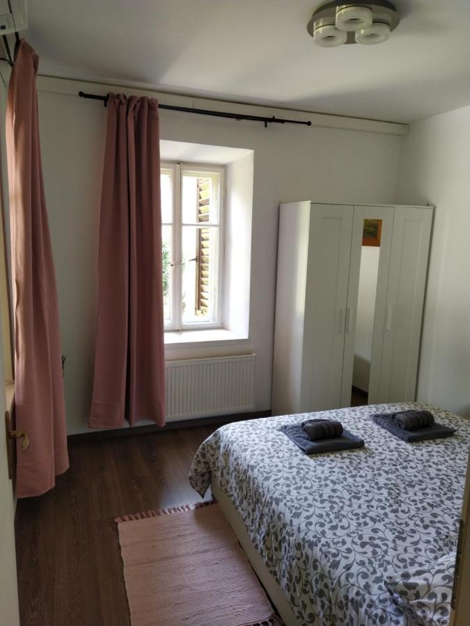 Apartment Zaklad Soce With Hot Tube