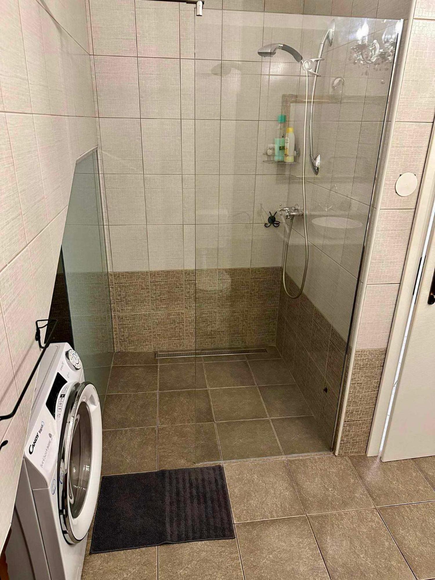 Zaklad Soce With Hot Tube Apartment